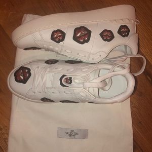 Valentino Garavani Lip Sneakers